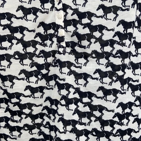 H&M Black Cream Equestrian Horse Print V-neck 3/4 sleeve Blouse 3638 - Picture 3 of 6